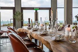 If yes, we bet there's nothing more foolproof than a dinner date at one of the most romantic restaurants in mumbai. Romantic Abu Dhabi Restaurants Perfect For A Date Night Restaurants Time Out Abu Dhabi