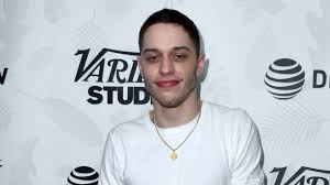 Pete davidson is tackling a christmas classic: Ariana Ist Verheiratet Das Sagt Ihr Ex Pete Davidson Dazu Promiflash De