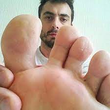 Male foot paradise