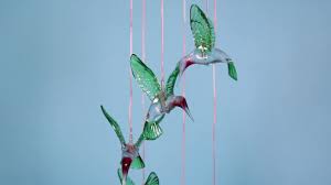 The led string lights provide a warm white light from the 10 leds on the string, allowing you to highlight your deck railing, posts or i loved the hummingbird lights they lite up different colors. Gpct1540 6 Led Solar Hummingbird Wind Chime String Lights Ip65 Youtube