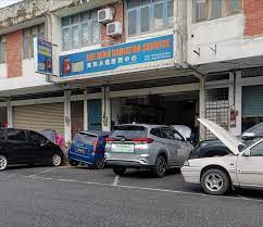 Tiga bulan lalu, ketika istriku pergi ke jogja, setelah kuantar istriku ke stasiun kereta api, aku mampir ke rumah pribadiku dan baru kembali. Bee Reng Radiator Service Posts Facebook