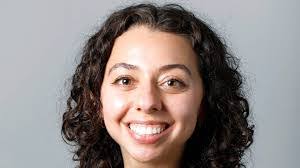 Kim Herald's Instagram, Twitter & Facebook