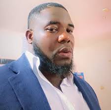 Do women admit when they're wrong?