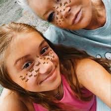 Jessie Romo's Instagram, Twitter & Facebook