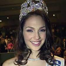 Gal gadot is an israeli actress and former fashion model. Gal Gadot Miss Universe Aimtopleasehomecooking