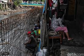 Ιαπωνια / ιαπωνια τουριστικος οδηγος; Tanggul Bentengi Kampung Rawa Johar Baru Dari Banjir