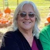 Karen Marciniak's Instagram, Twitter & Facebook