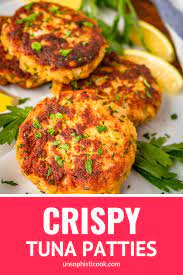 15 Minute Crispy Fried Tuna Patties This Easy Tuna Patties Recipe Is A Super Quick Easy And Hea Canned Tuna Recipes Tuna Patties Recipes Tuna Fish Recipes