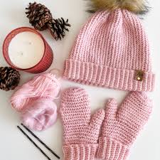 🎉 Our Holiday Weave Baubles...