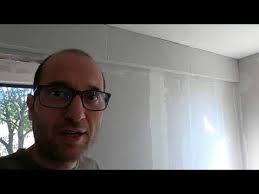 Usa glisanta in perete (caseta)