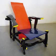 Right Handed Designer Reinterprets Rietveld S Most Famous Chair Left Handed Rietveld Chair Famous Chair Furniture