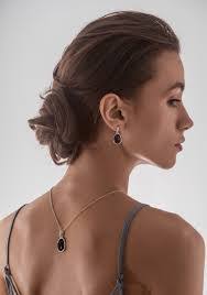 Amber Link's Instagram, Twitter & Facebook