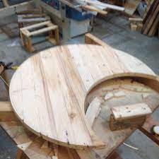 Costruzione Culla A Forma Di Mezza Luna Con Listelli Ricavati Da Pallets Arredamento Lavori In Legno Culla