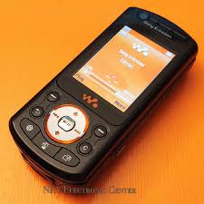 Sony Ericsson W900 (The King of Walkman ...