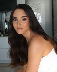 Lilia Smith's Instagram, Twitter & Facebook