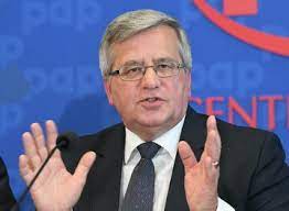Na produkcji jogurtów bakoma, startuje z nowym biznesem. Bronislaw Komorowski Wraca Do Polskiej Polityki