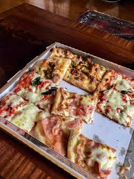 Falling For Pizza In I Love Pizza Rome In 2020 I Love Pizza Love Pizza Good Pizza
