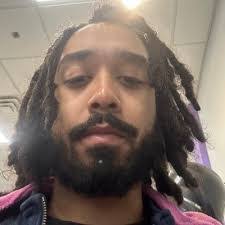 Henry Negron's Instagram, Twitter & Facebook