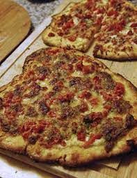 Homemade Pizza Dough Recipes And Tips Pizza Recipes Dough Homemade Pizza Homemade Pizza Dough