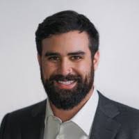 Sarai Bustos's Instagram, Twitter & Facebook