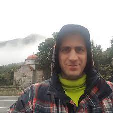 Το survivor ελλάδας είναι η ελληνική εκδοχή του ριάλιτι επιβίωσης survivor. Survivor Kwstas Papadopoylos Apoxwrhse O Zaxaroplasths Toy Rialiti Epibiwshs Osa Prepei Na 3ereis Gia Ekeinon