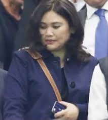 Check spelling or type a new query. Biodata Elizabeth Tjandra Lengkap Agama Dan Umur Istri Erick Thohir Yang Cantik Dan Humble