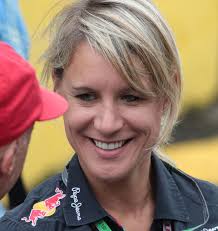 53 050 tykkäystä · 226 puhuu tästä. Frau Roeske Bitte Zum Gate Die Kai Ebel Kolumne Auf Formel1 De Formel1 De