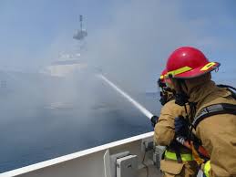 Coast guard pay & personnel center 444 s. U S Coast Guard On Twitter Crews Aboard Uscg Cutters Munro And Benjamin Bottoms As Well As Partner Agencies Responded To A Fire Aboard A 50 Foot Boat Off Carlsbad California The Vessel Sustained