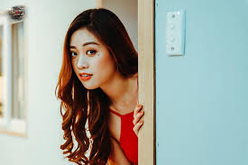 Sau nhiều chia sẻ về việc gặp chấn thương, khó khăn khi đi thi, mới đây trên trang fanpage của mình, nàng hậu sinh năm 1996. Nhan Sáº¯c Thá»i ChÆ°a Ná»•i Tiáº¿ng Cá»§a Hoa Háº­u Hoan VÅ© Viá»‡t Nam Nguyá»…n Tráº§n Khanh Van