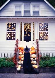 90 Cool Outdoor Halloween Decorating Ideas Digsdigs Halloween Outdoor Decorations Fun Outdoor Halloween Decor Outdoor Halloween