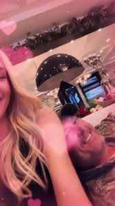 Blake Shelton Gwen Stefani Buy New Truck | TikTok