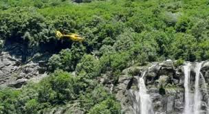 Its source is on pizzo del lago, at an elevation of 3,050 metres (10,010 ft). M4mjn2r T4basm