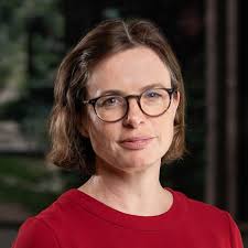 Jennifer Smithson's Instagram, Twitter & Facebook