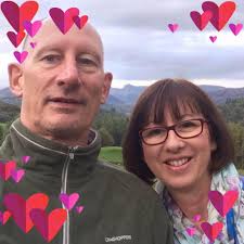 One for the mantelpiece 🖼️ Steve Borthwick sharing a special moment with  his son after his first win as England head coach.