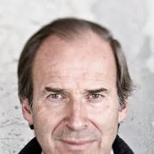 Livres : les cinq indispensables de Simon de Pury