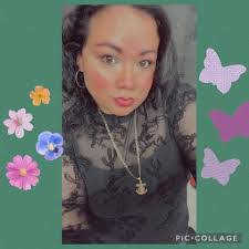 Sandra Crosdale's Instagram, Twitter & Facebook