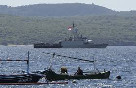 Jakarta, indonesia (ap) — the search for a missing indonesian submarine on thursday focused around an oil slick north of the resort island of bali with help from australia. 2v7r6wpgmyuccm