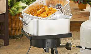 Choosing among your many options can be a challenge, so we'll try to make while grills and smokers are great, the best propane deep fryers can still be one of the most useful outdoor equipment that you can have at home if you. Best Outdoor Deep Fryer Jul 2021