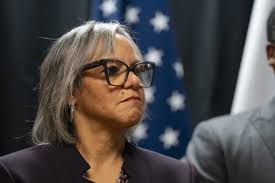 Dubbing herself an 'underdog,' Rep. Robin Kelly launches Senate bid to  replace Durbin | NPR Illinois