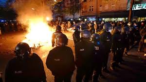 3,731 likes · 15 talking about this · 301 were here. Veranstaltungen Zum 1 Mai Ausschreitungen Bei Demo In Berlin Tagesschau De