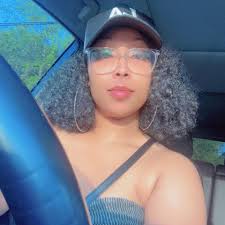 Kayla Simms (@kayla.simms.9) • Facebook