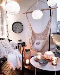 There's a distinct bohemian vibe, but with a modern twist, thanks to an and what's a modern boho room without a wall hanging that makes a statement? Bohemian Home Decor And Interior Design Ideas Boho Chic Style