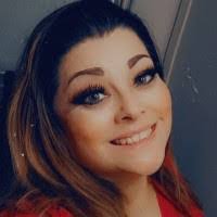 Lisa Hoffer's Instagram, Twitter & Facebook