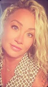 Linda Tkaczyk's Instagram, Twitter & Facebook