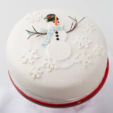 Turn a basic cake into a treat worthy of a celebration with some buttercream frosting, a cookie cutter, and a few creative details. Archives 5thavenuecakedesigns