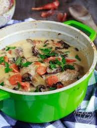 Recette De Poulet Au Cidre Poulet En Cocotte Champignons Carottes Creme Liquide Persil Echalote Recett Poulet En Cocotte Recette Poulet Plats En Cocotte