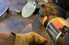 How to sharpening a machete with a grinder. How To Use A Bench Grinder To Sharpen Tools Complete Guide
