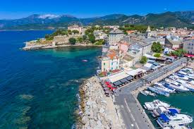 Tournez immédiatement à gauche pour rejoindre un chemin de terre. Saint Florent Paradisu Der Grosse Reisefuhrer Fur Korsika