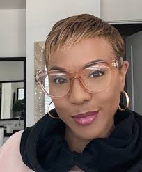 Lookin atchu lookin' FABULOUS