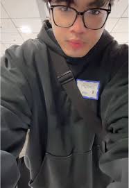 6’3 irl #abb #goodboy #filipino #skibidi